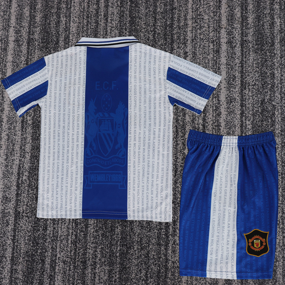 9496 season Manchester United kids third