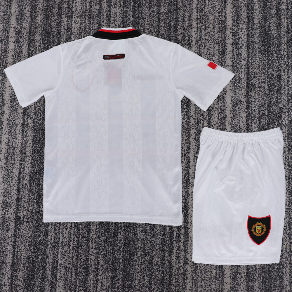 1998 season Manchester United kids away