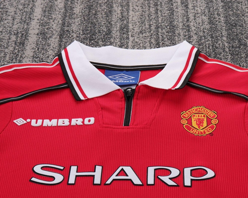 9899 season Manchester United kids home
