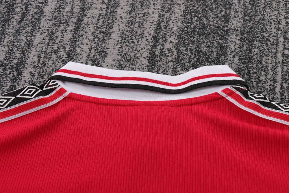 9899 season Manchester United kids home