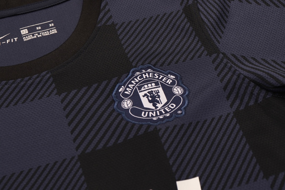1314 season Manchester United kids away