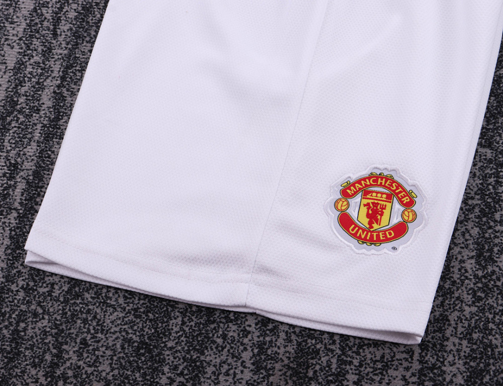 1314 season Manchester United kids home