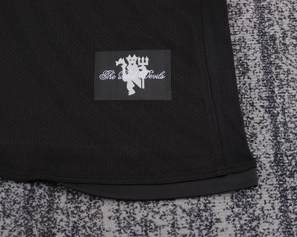 0708 season Manchester United kids away