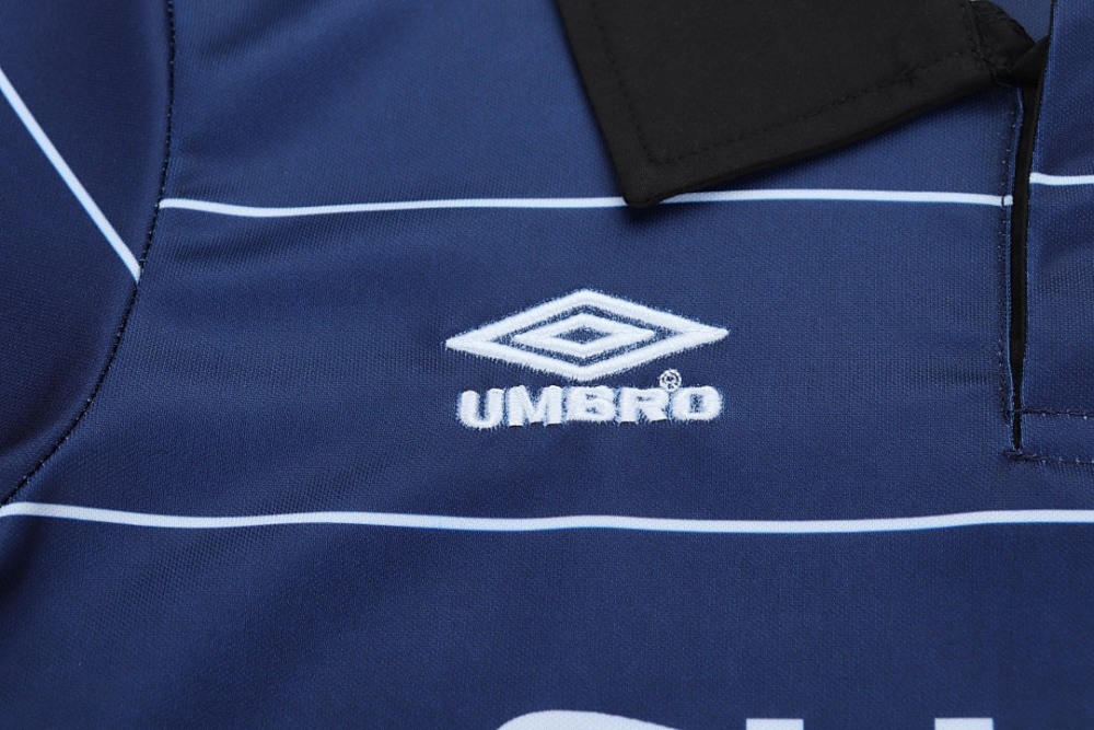 9900 season Manchester United kids away