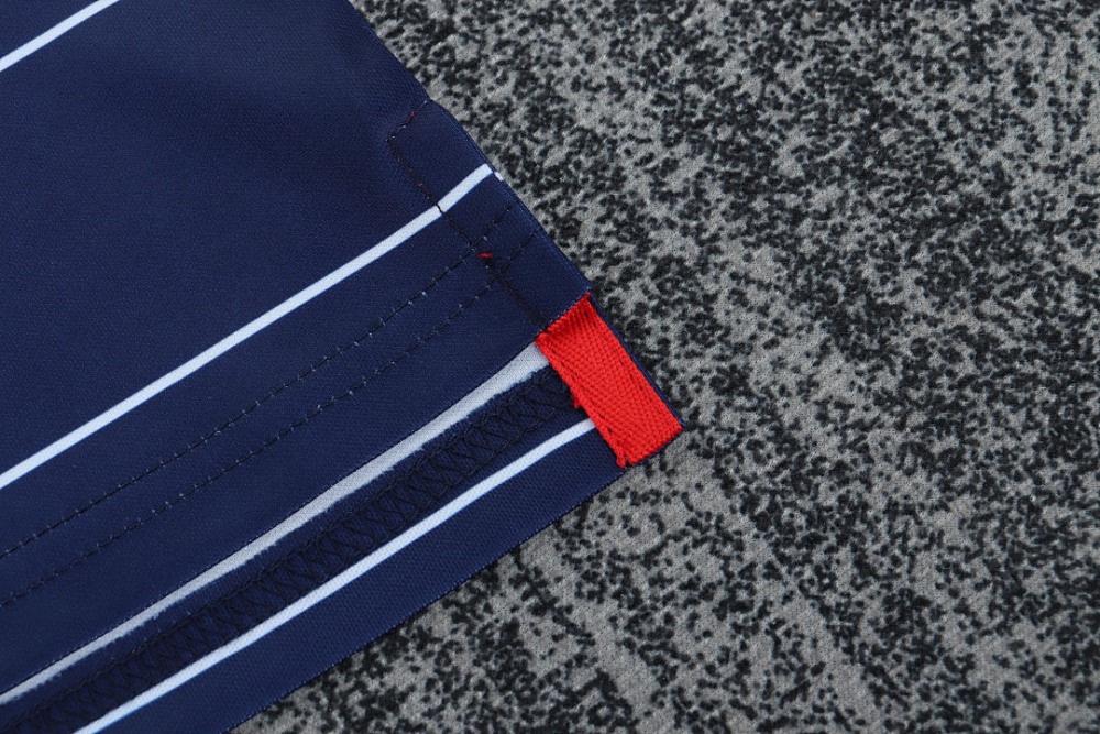 9900 season Manchester United kids away