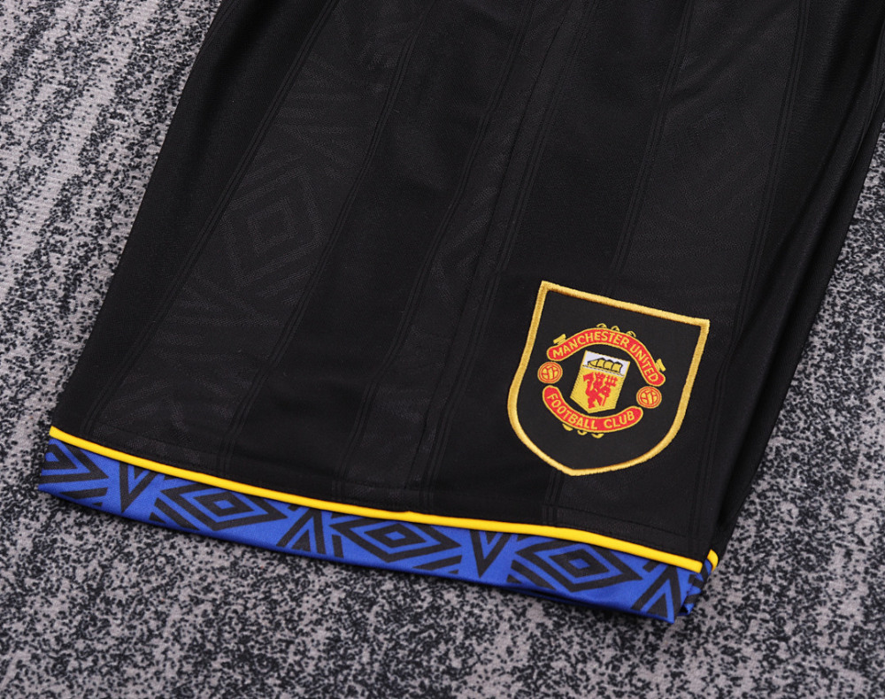 9394 season Manchester United kids away