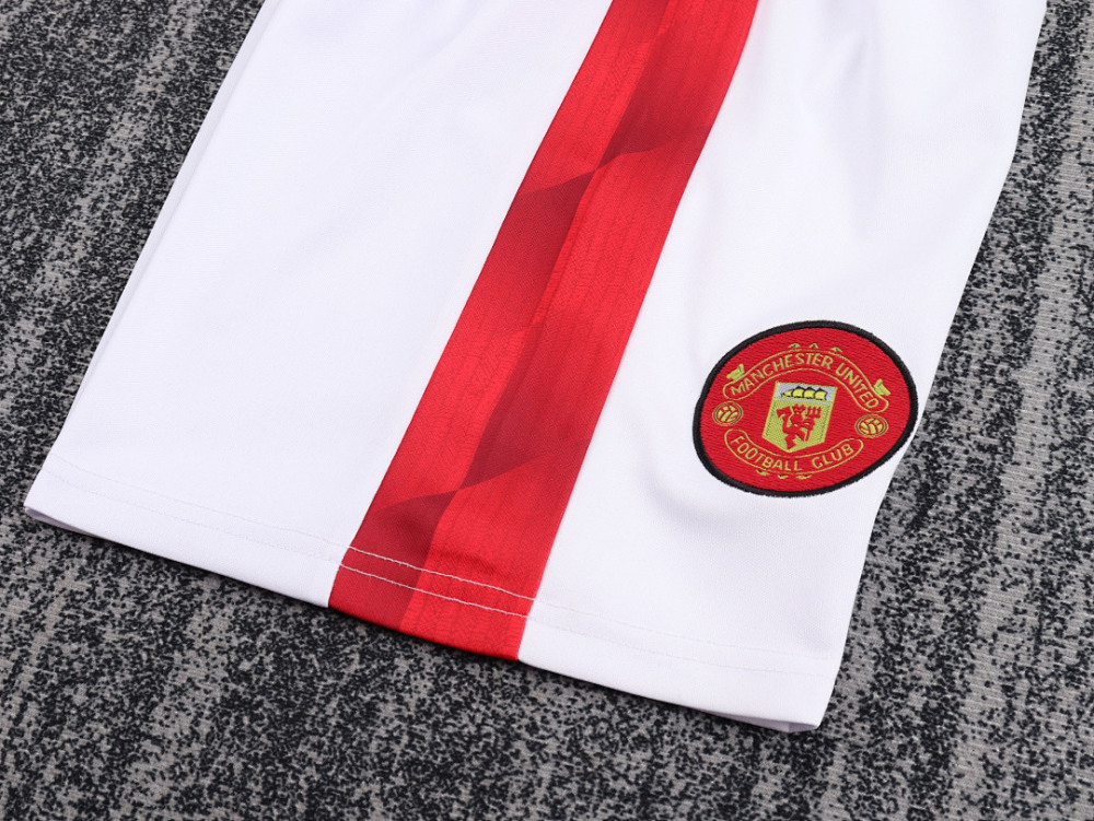 9697 season Manchester United kids home