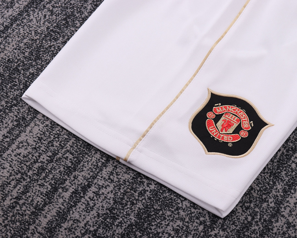 0607 season Manchester United kids home