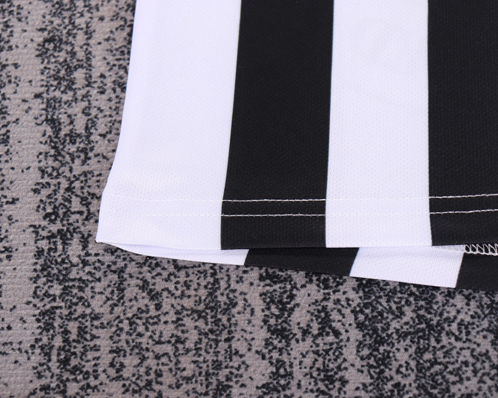9799 season Newcastle United kids home
