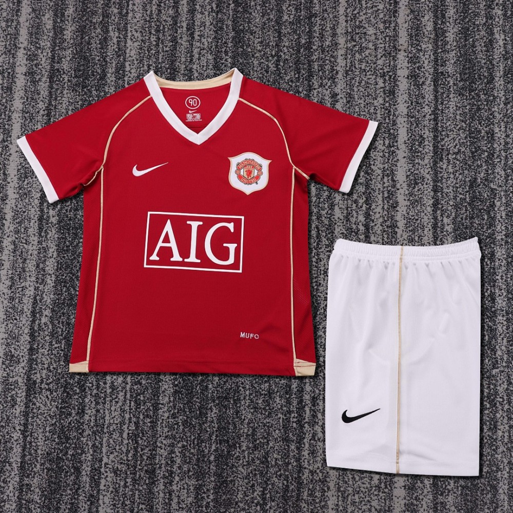 0607 season Manchester United kids home