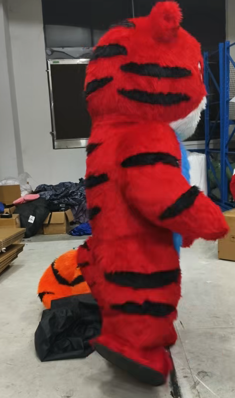 Halloween Carnival Christmas Events Rental 2.2m 2.6m Giant Fur tiger Inflatable Mascot Costumes Cartoon Cosplay tiger Suit