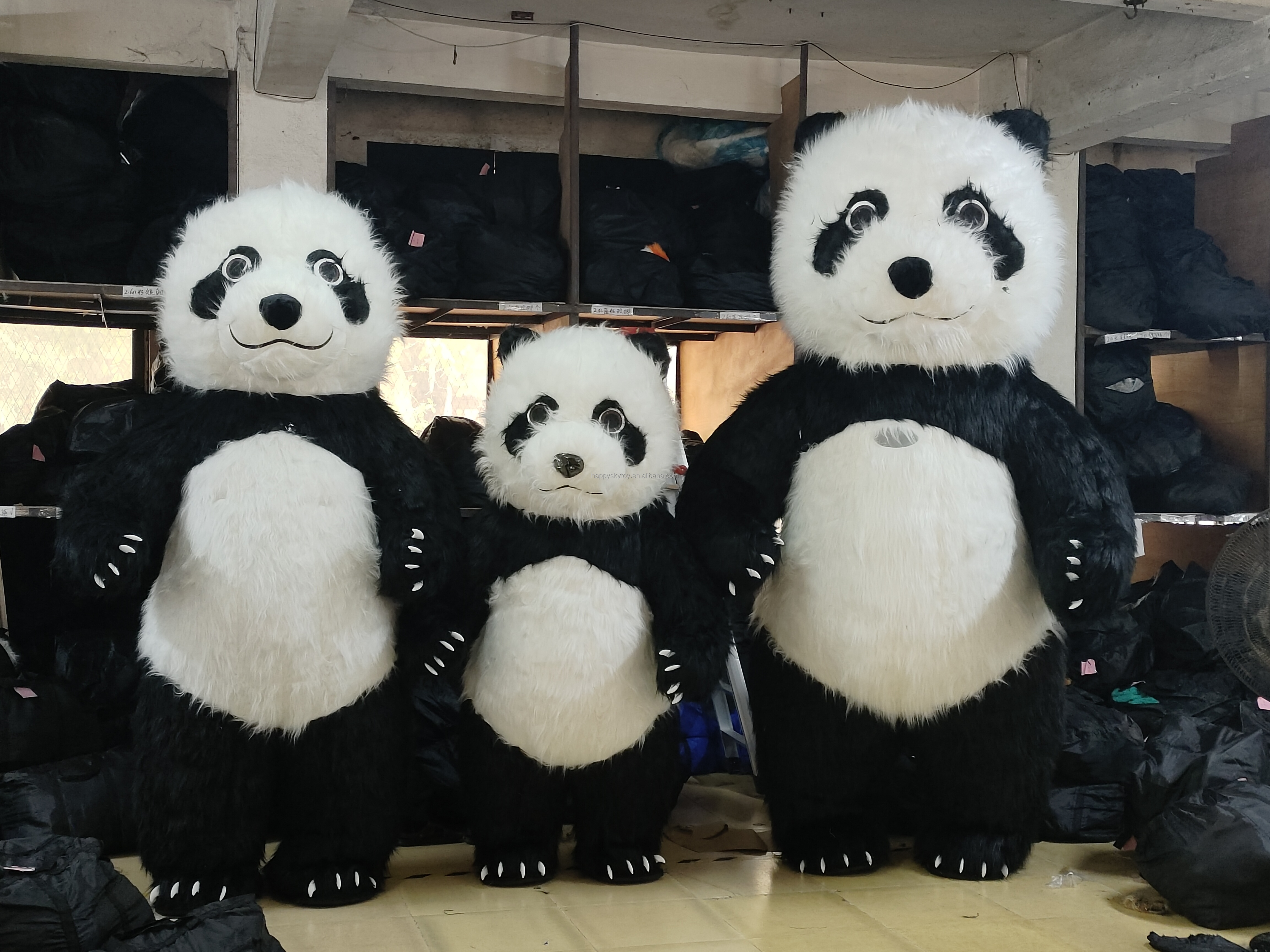 Unisex Adult Halloween Carnival Inflatable Mascot Costume White Polar Bear Pink Black Panda Realistic Red Panda Mascot for Party