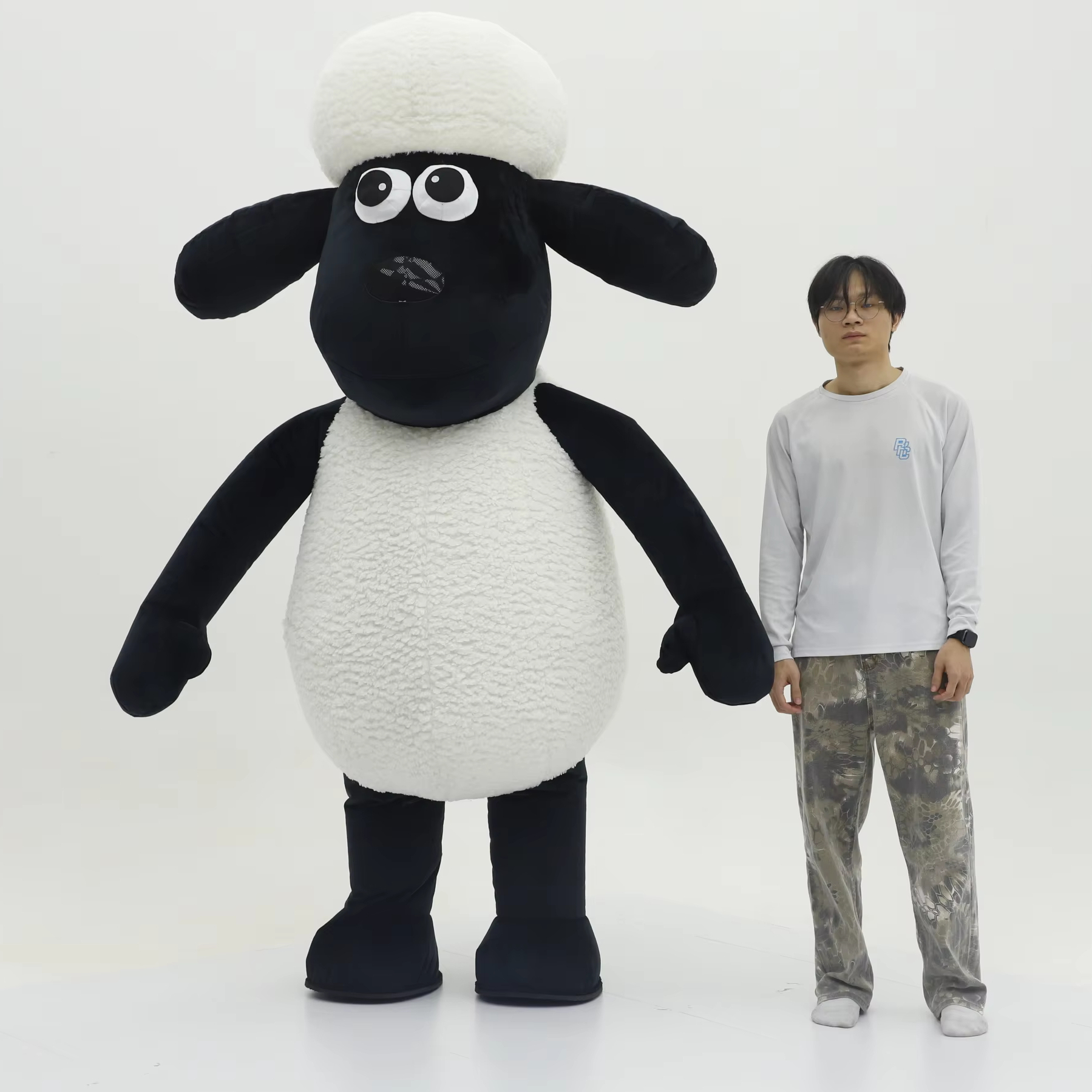 MOQ 1 PCS Farm White Unisex Adult Inflatable Sheep Mascot Costume 2m/2.6m for Events Rental Hot Selling