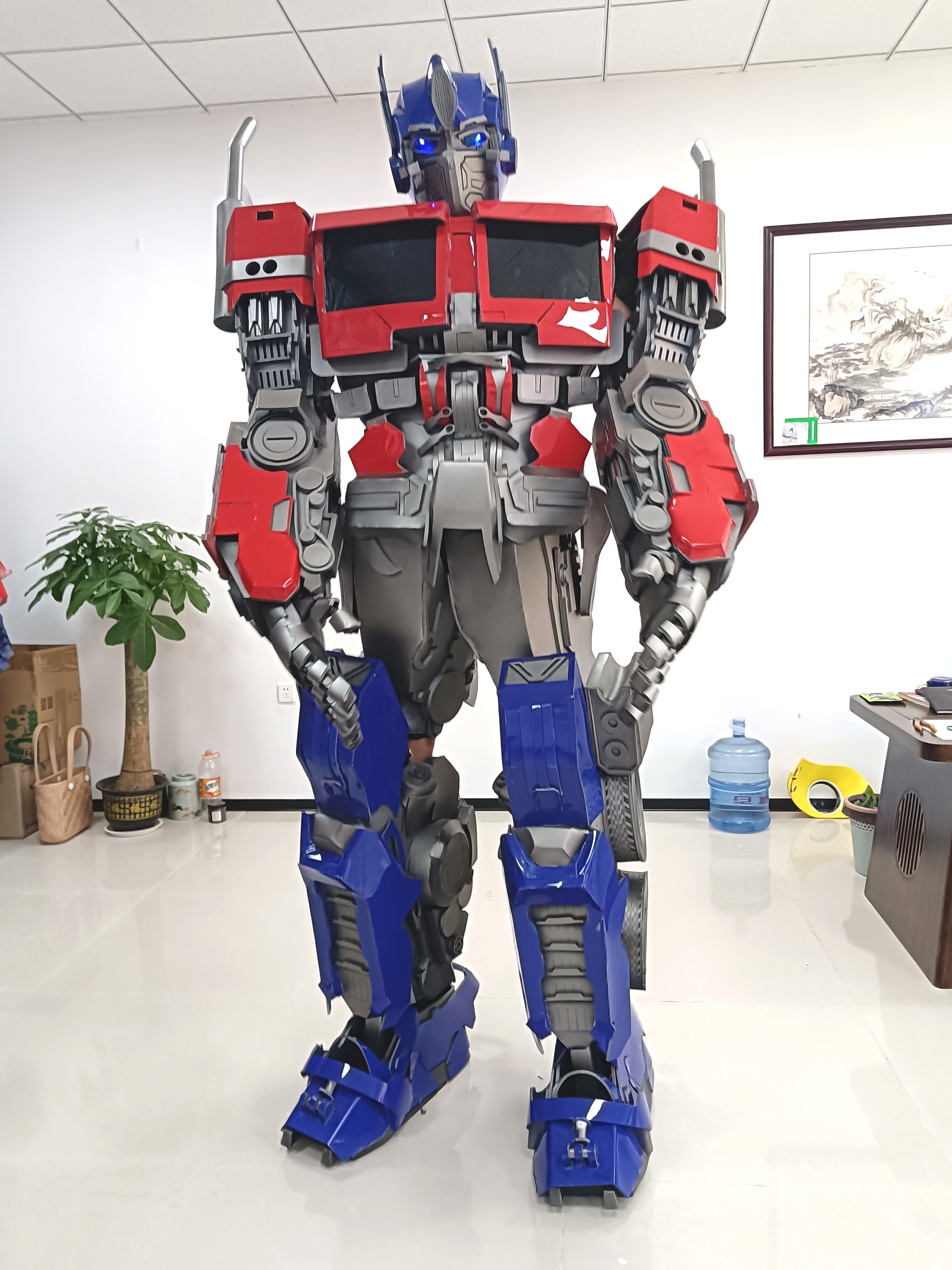 Camaro Bumblebee Transformers Realistic Adult LED Robot Costume Party Mascot Suit with Illuminated Dance Robot Features,Big Mascot,Realistic Adult LED Robot Costume Party Mascot Suit with Illuminated Dance Robot Features