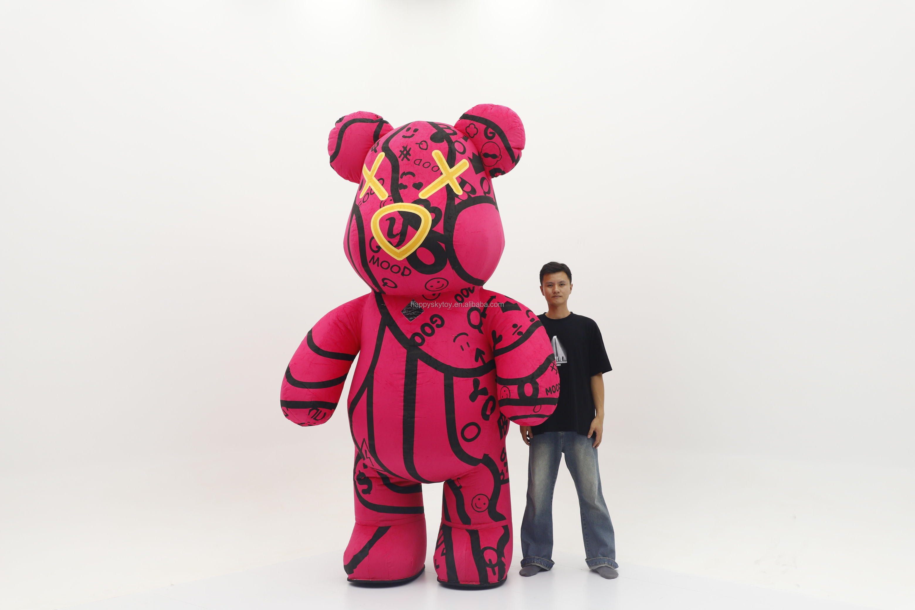 Large Inflatable Brown Bear Mascot Costume with Red Heart Flower for Birthday Parties Weddings Celebrations Durable and Cute