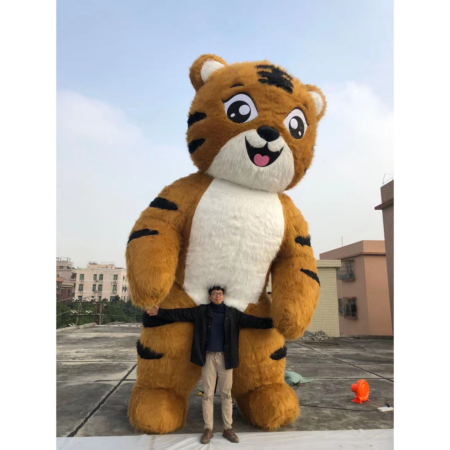 Cute Furry Inflatable Plush Costume tiger Fursuit Promotion Halloween Cosplay Party Animal Inflatable Costume Free Size