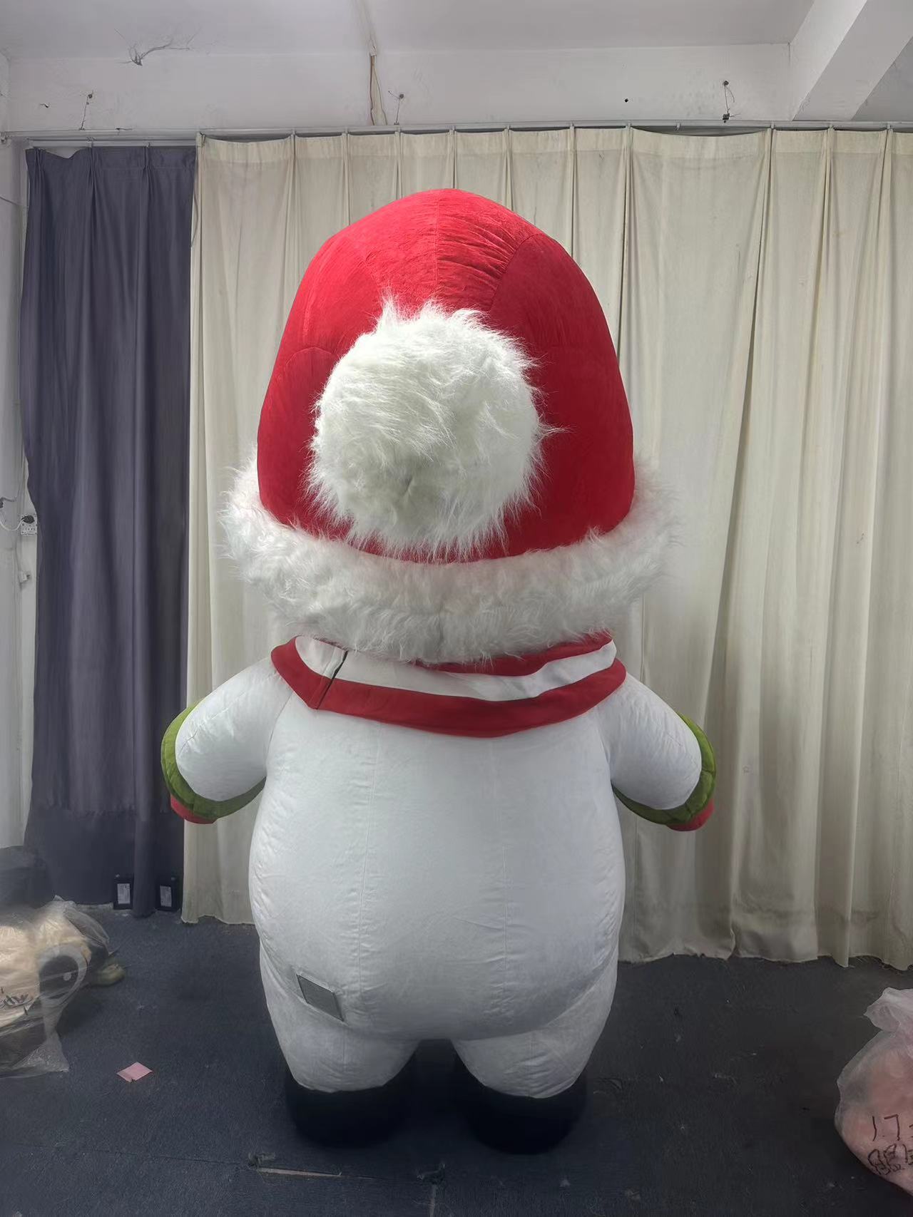 2m/2.6mfunny Walking Custom Inflatable Giant Mascot Snowman Costume for Christmas