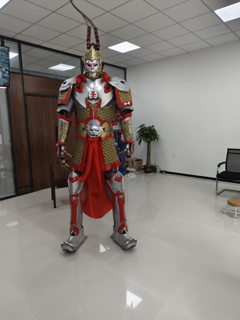 Megatron Transformers Realistic LED Animal Robot Stilt Walker Mascot Costume for Adults Unisex Halloween Party Wear Happy Sky,Big Mascot,Realistic LED Animal Robot Stilt Walker Mascot Costume for Adults Unisex Halloween Party Wear Happy Sky