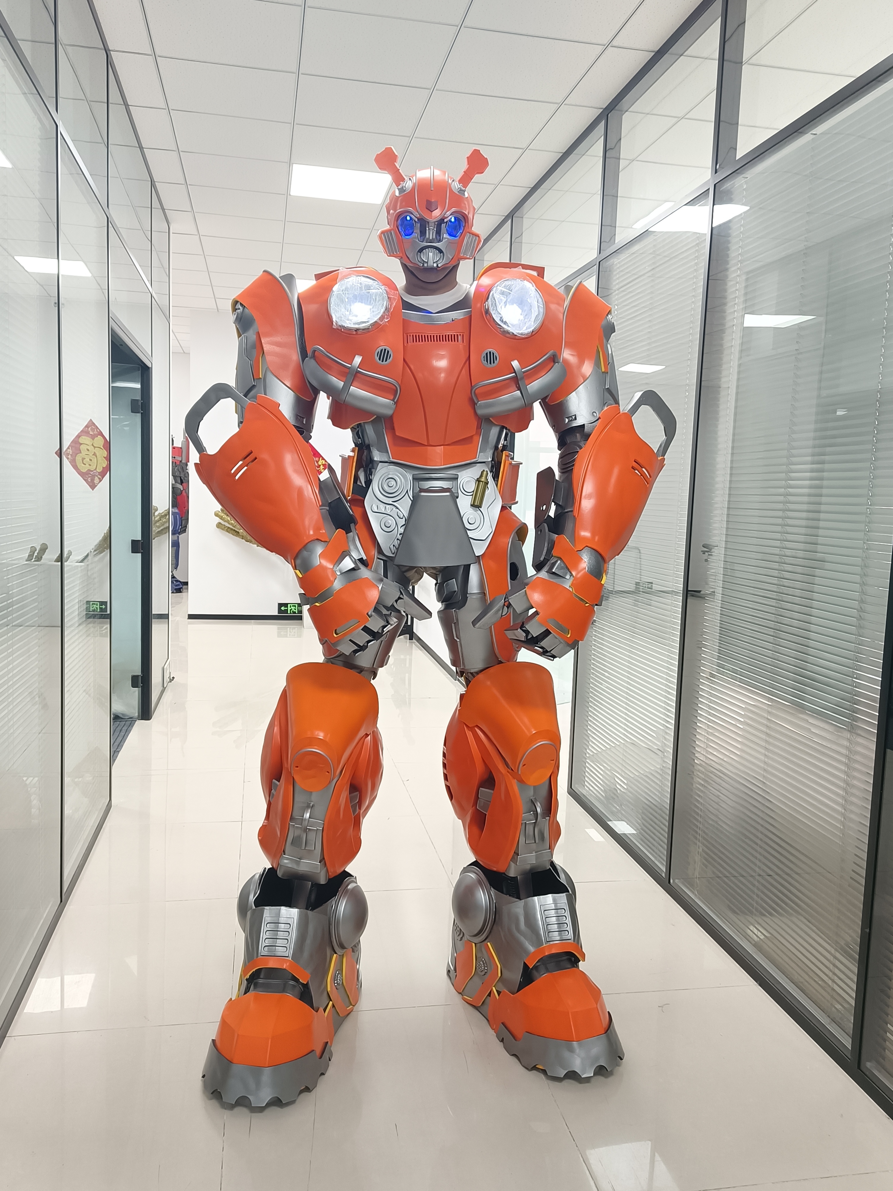 Happy Sky Custom Design Polyfoam Wearable Animal Robot Costume LED Realistic Adult Unisex Halloween/Easter Party Mascot Costume,Big Mascot,Happy Sky Custom Design Polyfoam Wearable Animal Robot Costume LED Realistic Adult Unisex Halloween/Easter Party Mascot Costume