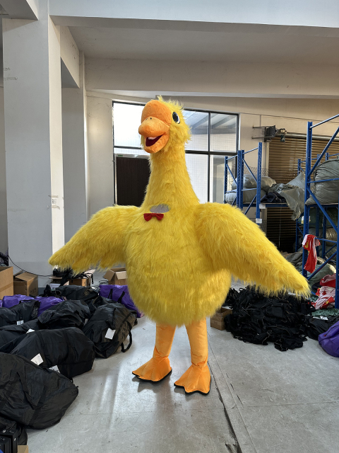 Factory Sale Inflatable Cartoon Mascot Costume Plush Furry Goose and Swan for Halloween Walking Animals by Girl
