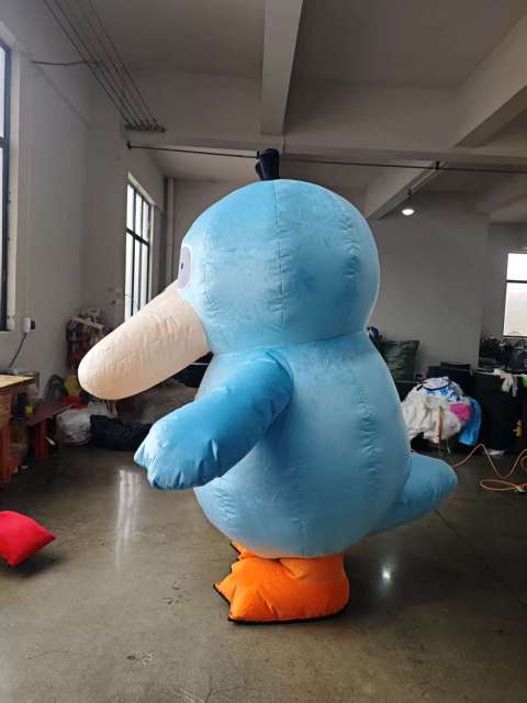 Parade Walking Cosplay Costumes 2.2m 2.6m Psyduck Inflatable Platypus Mascots Suit for Events Advertisement Performance
