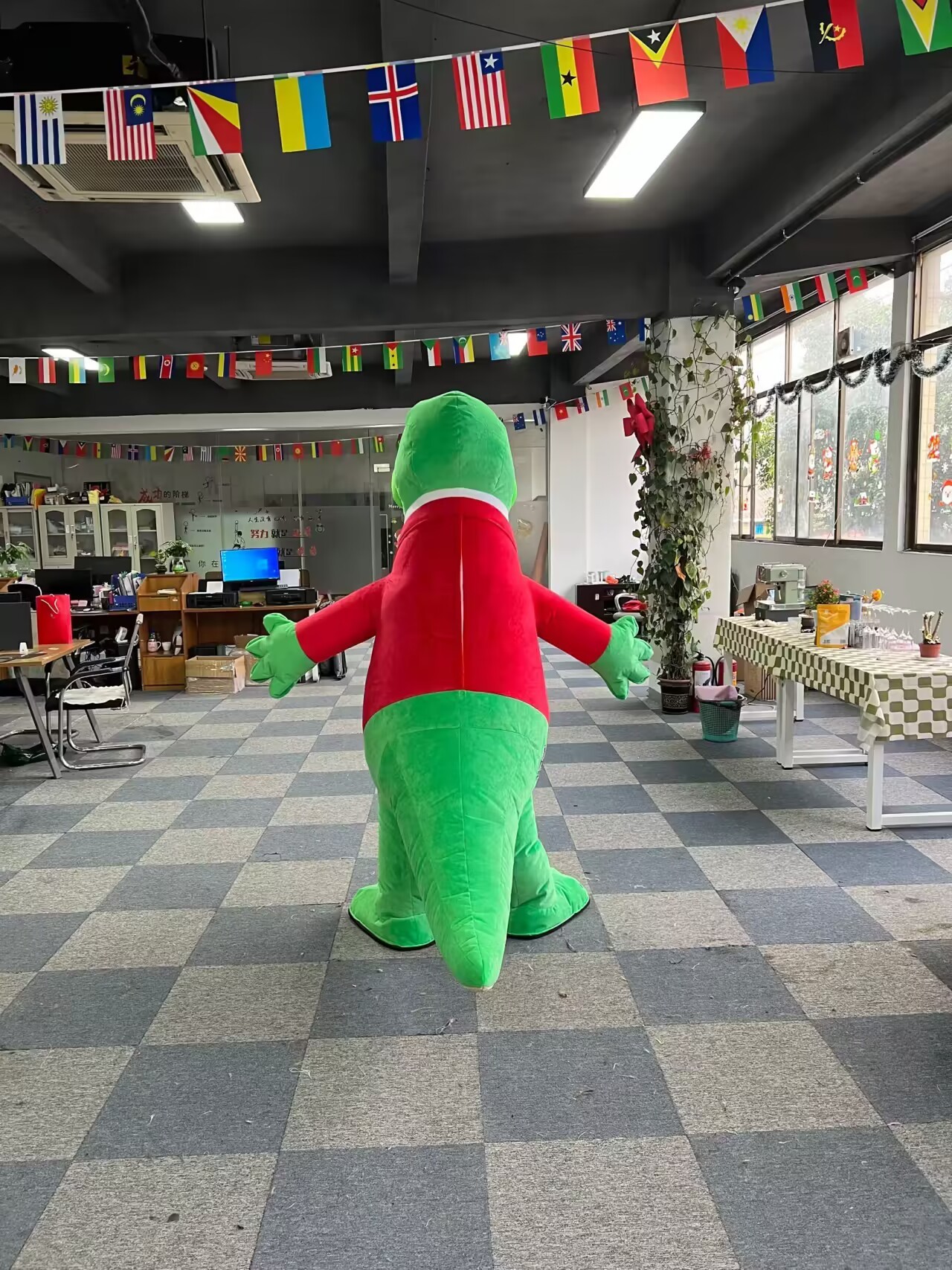 MOQ 1 Inflatable Mascot Costume 2m Crocodile Custom Cosplay Mascotte Theme Fancy Dress Carnival