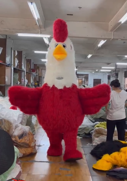 Pretty Chick Rooster Mascot Costume Outfit Walking Rooster for Adults Cosplay Inflatable Cloth 2.6m