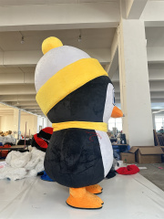 Cute Penguin With Hat and Scarf 2m/2.6m Walking Moving Cosplay Cartoon Inflatable Mascot Costume Battery Blow up Suit for Adults
