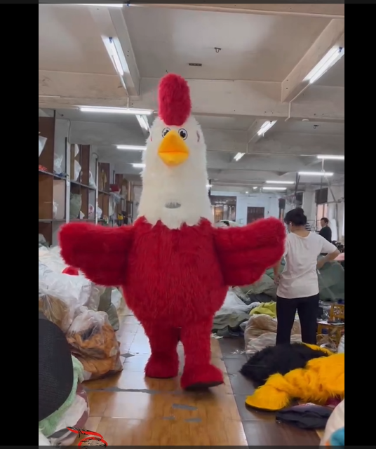 Pretty Chick Rooster Mascot Costume Outfit Walking Rooster for Adults Cosplay Inflatable Cloth 2.6m
