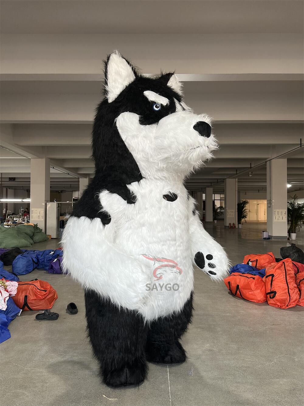 Giant Husky Dog Mascot Costume Inflatable Cartoon Characters Wolf Anime Cosplay Fancy Dress Advertising Carnival Halloween
