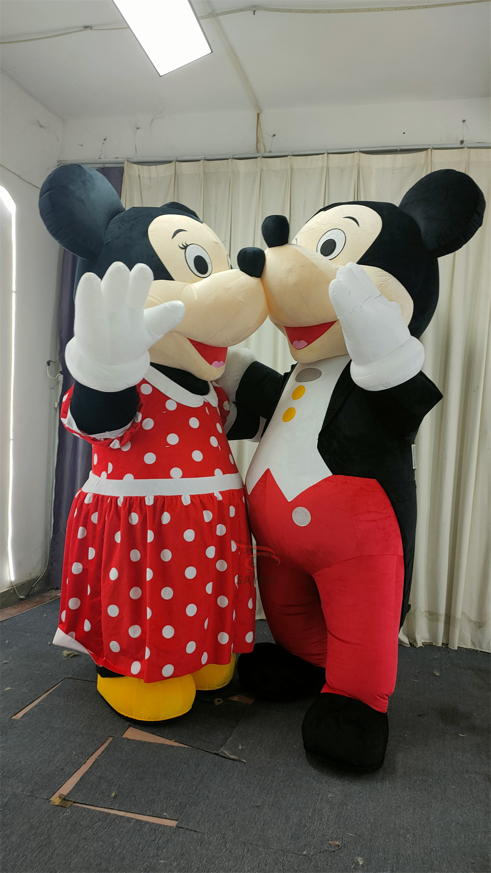 Mickey Minnie Disney Mascot Costume Anime Party Adult Dress Blow up Popular Cartoon Character Inflatable Mascot Costume,Big Mascot,Mickey Minnie Disney Mascot Costume Anime Party Adult Dress Blow up Popular Cartoon Character Inflatable Mascot Costume