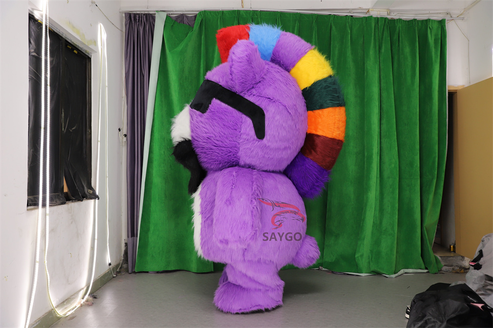 Fluffy Dolls Aku Cool Bear Mascots Costume 2m 2.6m Inflatable Hip Hop Bear for Cool Guys Cosplay in Clubs