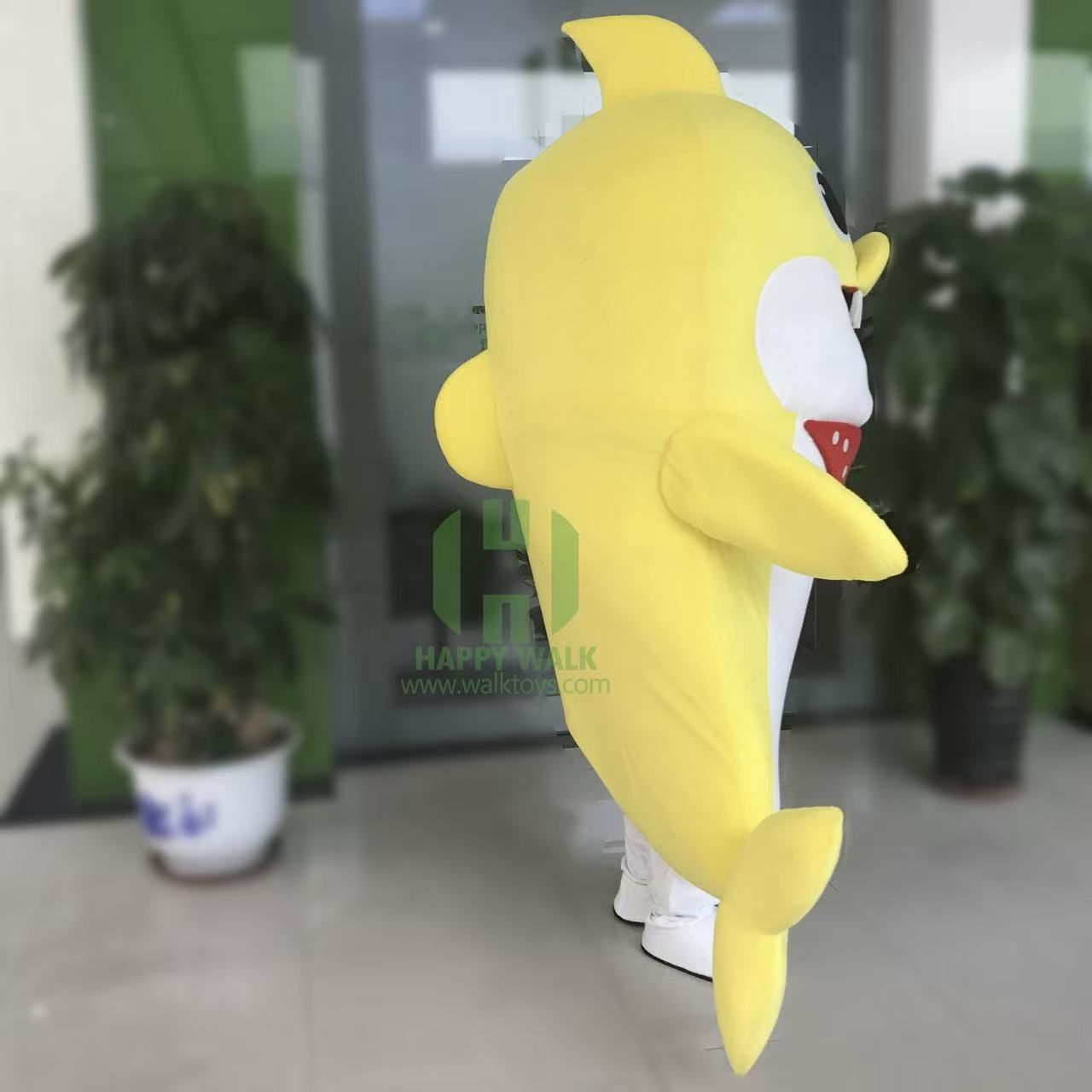 Yellow Baby Shark Mascot Costume Party Show Giant Plush Inflatable Adult Party Event Mascot Cartoon Fancy Dress Character Costume,Big Mascot,Yellow Baby Shark Mascot Costume Party Show Giant Plush Inflatable Adult Party Event Mascot Cartoon Fancy Dress Character Costume