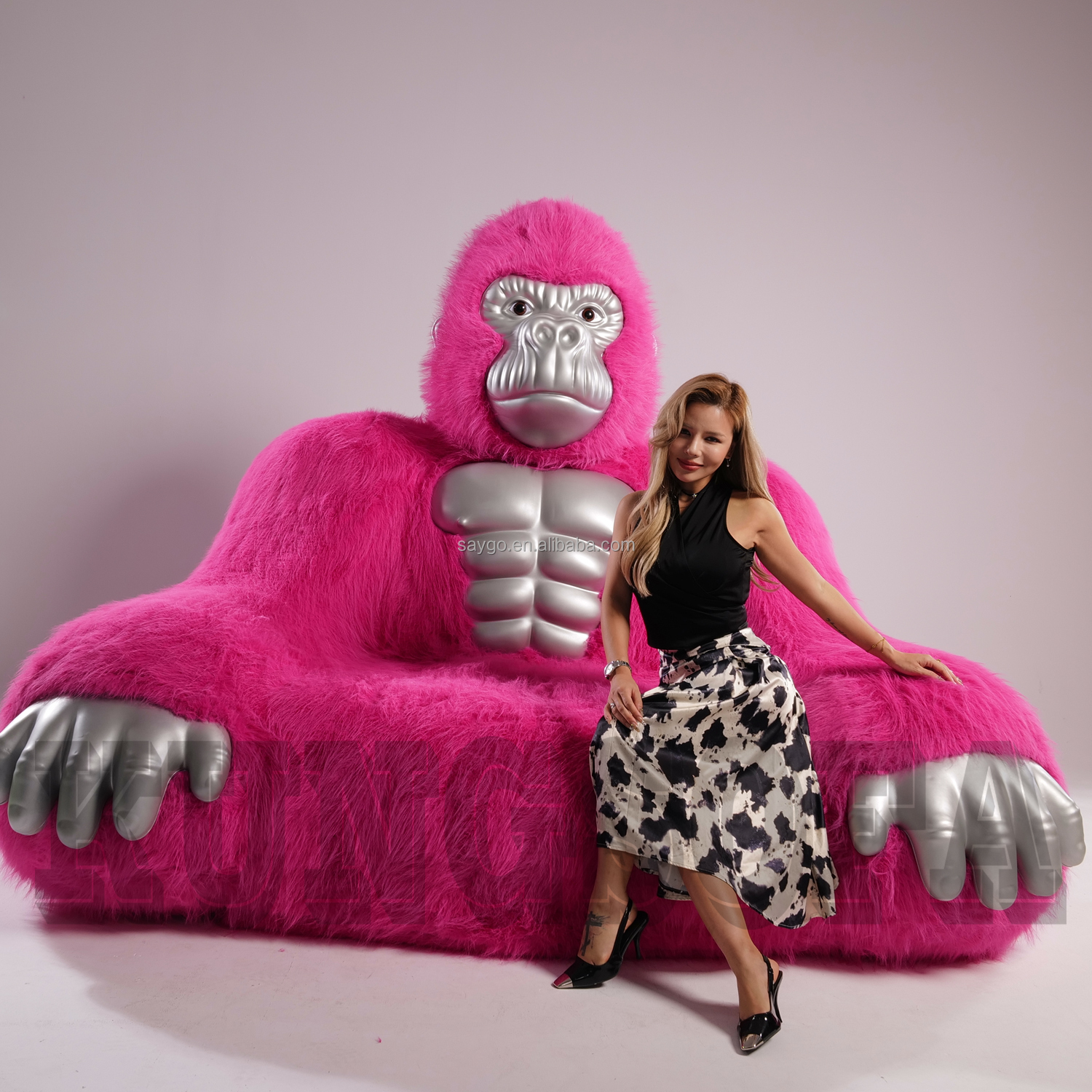 New Durable Giant Inflatable Gorilla Costume Adult New Gorilla Shape Sofa Internet Celebrity Gorilla Couch for Sale