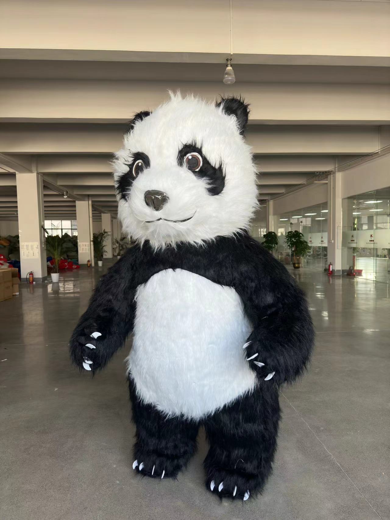 Saygo High Quality Custom Cartoon Giant Advertising Inflatable Walking Mascot Plush Panda Costume