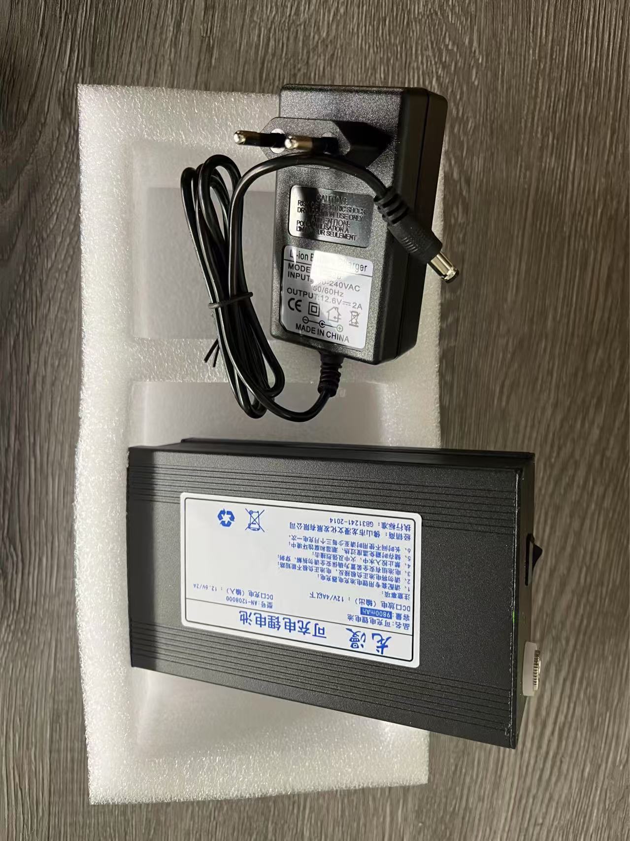 通用串行总线门户吉祥物服装配件锂电池组12v 5a 5000毫安时熊猫熊服装配件充电器