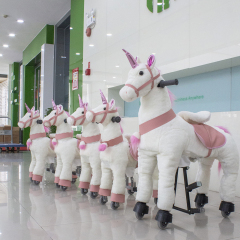 New Models Ride Handwork Plush Toys Walk Large Horse Animal Horse with Plastic Wheels, Warm Horse Toy for Safe