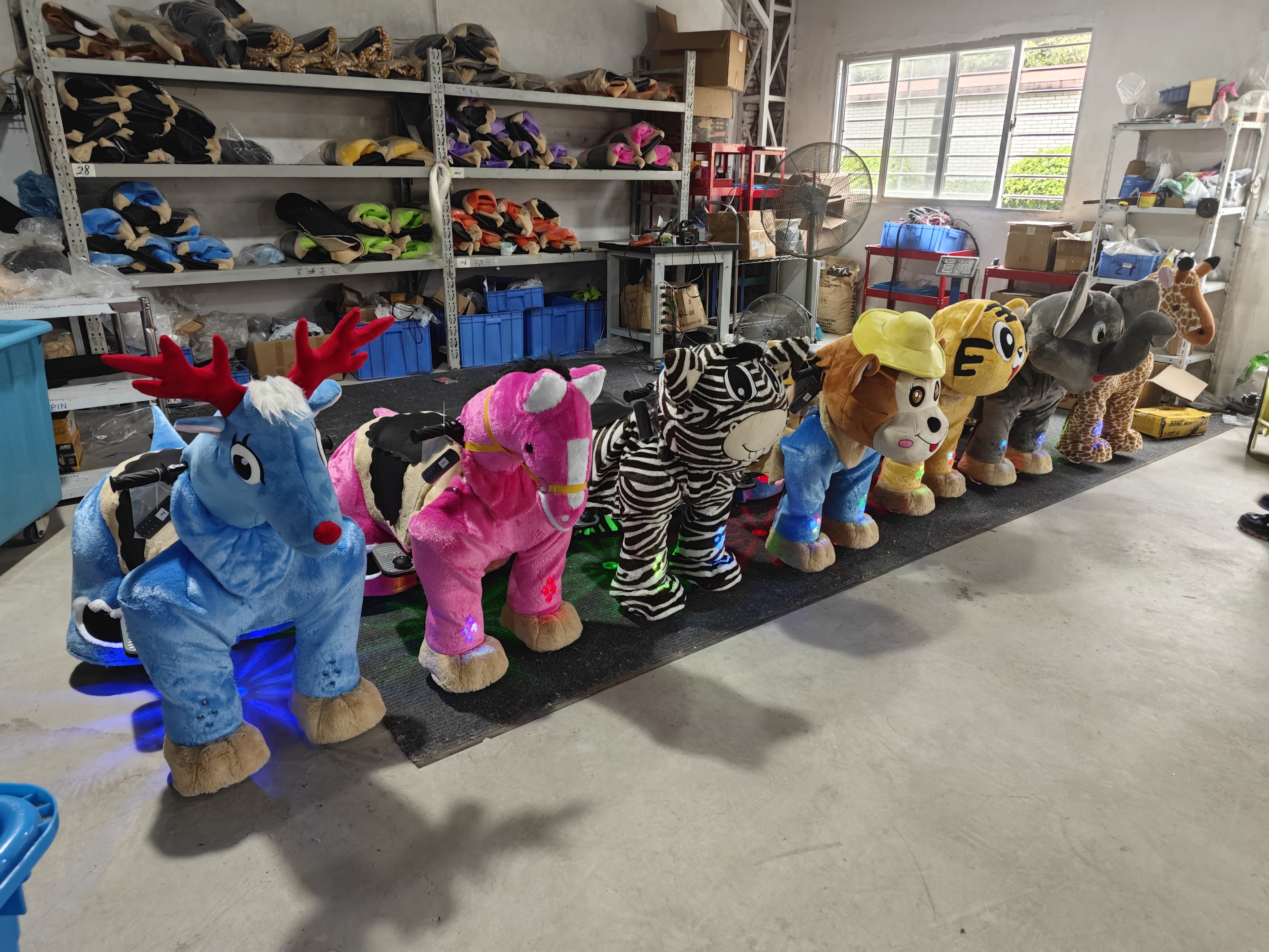 Less MOQ Electric Ride-On Animated Dinosaur Plush Scooter with Steel Frame for Kids