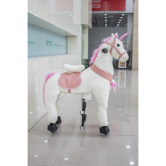 New Models Ride Handwork Plush Toys Walk Large Horse Animal Horse with Plastic Wheels, Warm Horse Toy for Safe