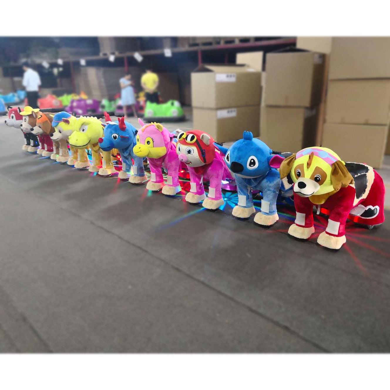 Wholesale Factory Price Kids Plush Stuffed Electric Battery Operated Ride Santa Claus Animal Ride on Wheels