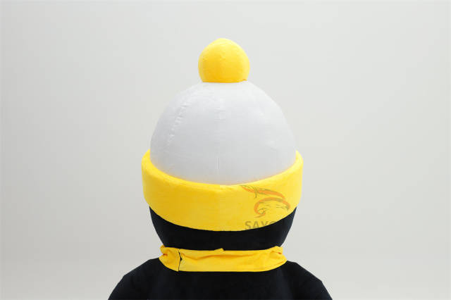 Yellow Scarf Penguin Commercial Factory Price 2m/2.6m Walking Plush Penguin Mascot Costume Adult Inflatable Cartoon Halloween Anime,Big Mascot,2025 Saygo Commercial Factory Price 2m/2.6m Walking Plush Penguin Mascot Costume Adult Inflatable Cartoon Halloween Anime