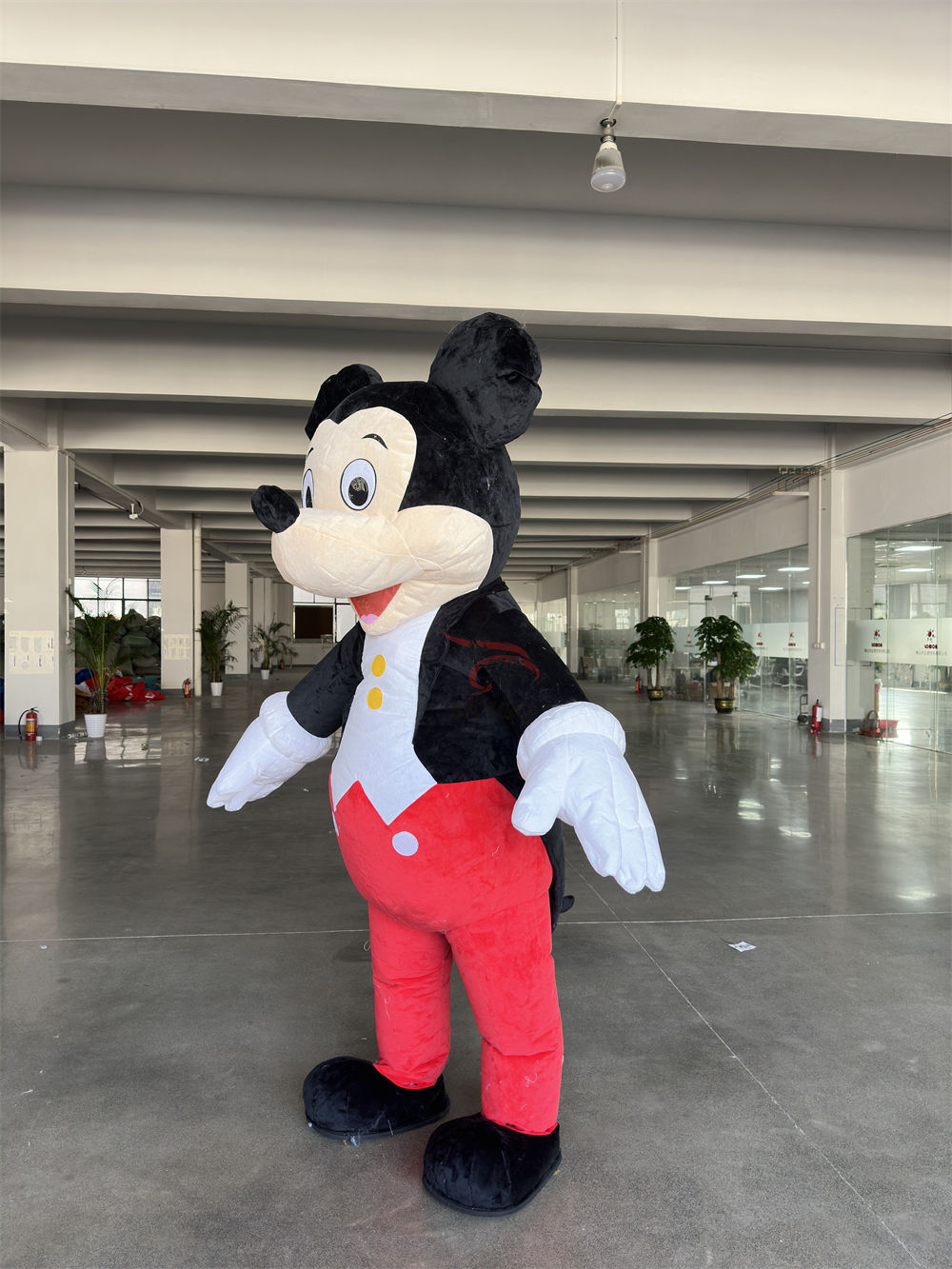 Mickey Disney Mascot Costume Anime Party Adult Dress Blow up Popular Cartoon Character Inflatable Mascot Costume,Big Mascot,Mickey Disney Mascot Costume Anime Party Adult Dress Blow up Popular Cartoon Character Inflatable Mascot Costume