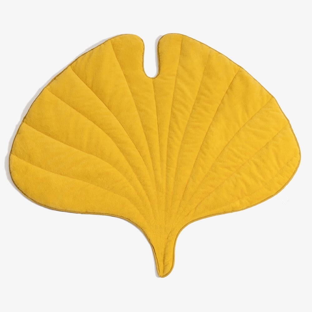 Zozooy Short Velvet Cushion - Leaf Shape