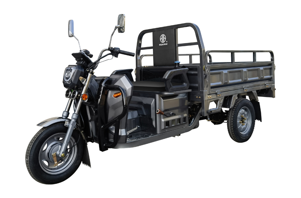Box-Type Three-Wheeled Truck