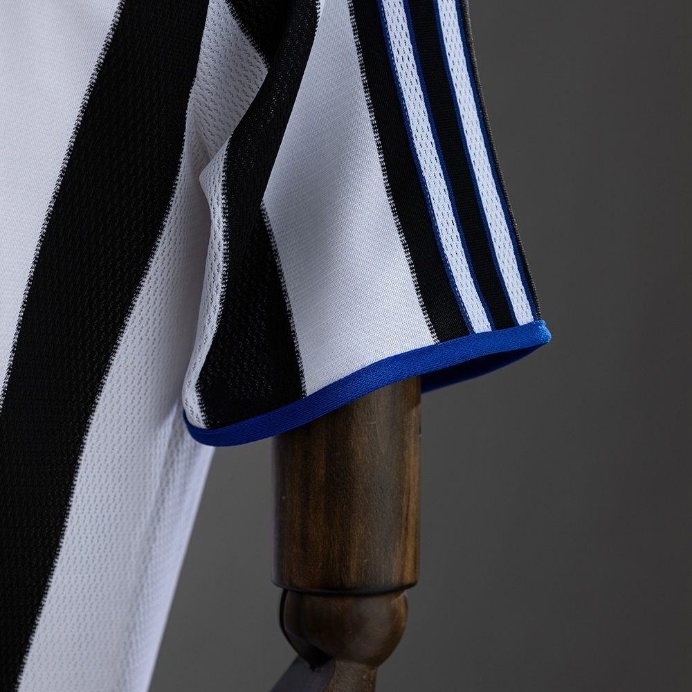 1999/00 Newcastle United Home Jersey