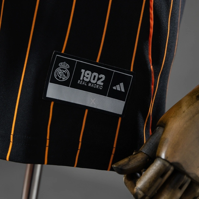 2025/26 Real Madrid Black And Orange Us Pack Jersey
