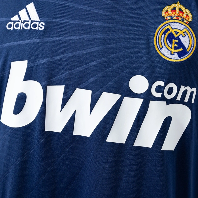 2010/11 Real Madrid Long Sleeve Away Jersey