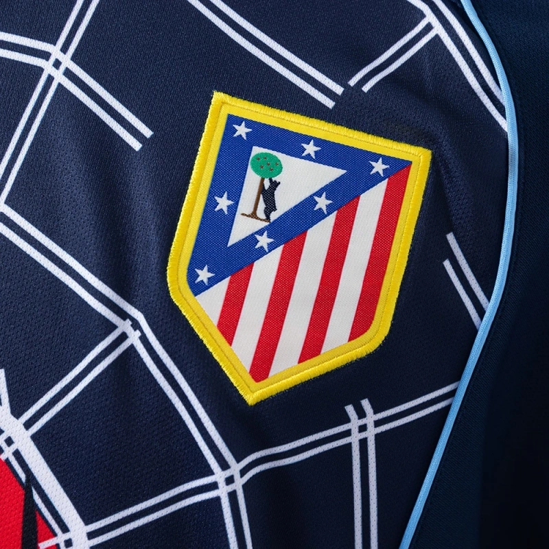 2004/05 Atletico Madrid Long Sleeved Away Jersey