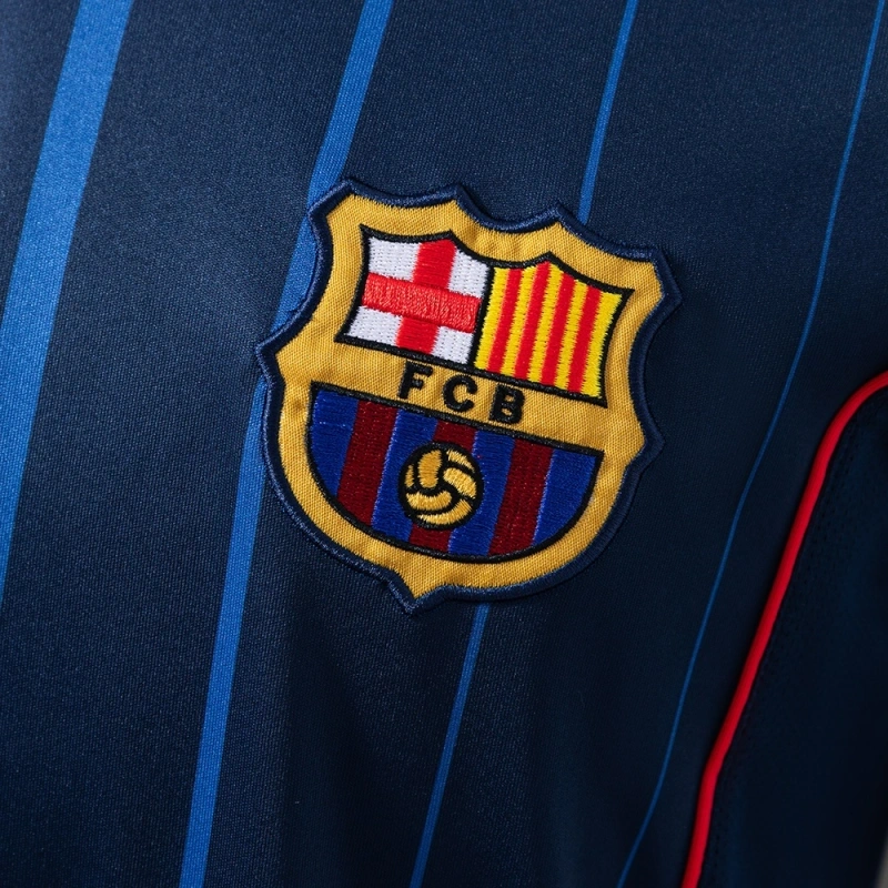 2004/05 Barcelona Away Jersey