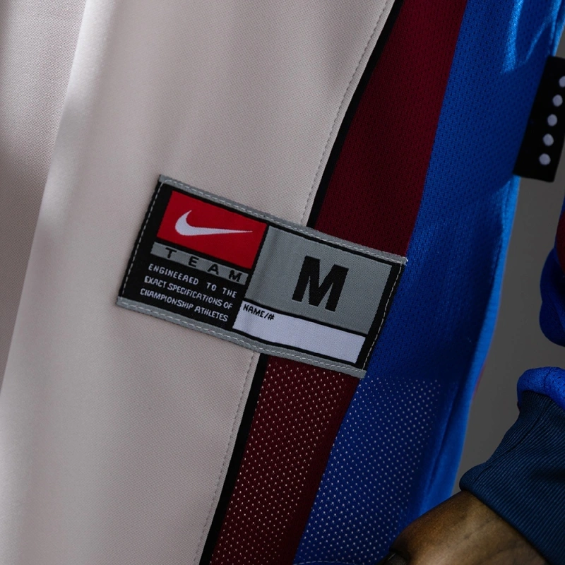1998/99 Barcelona Long Sleeve Away Jersey
